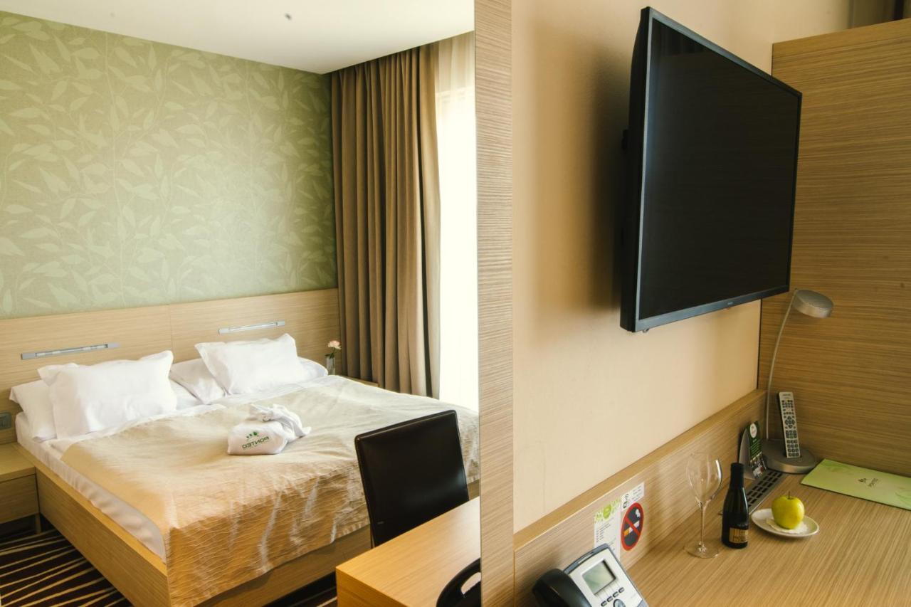 Hotel Ponteo - Activity Park บราติสลาวา ภายนอก รูปภาพ
